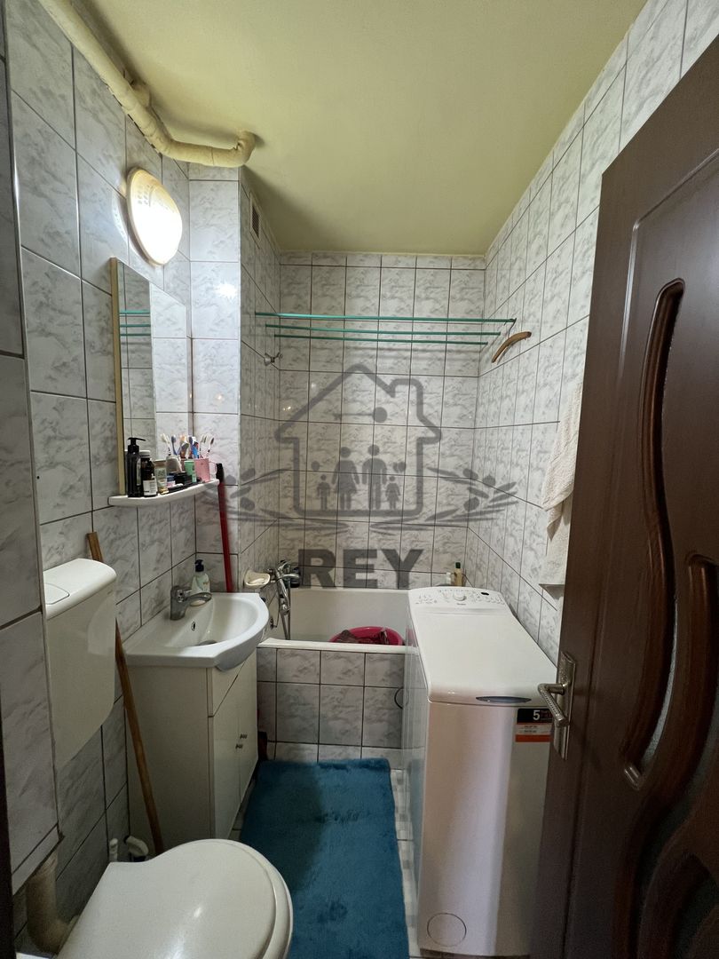 Apartament 3 camere decomandat / Str. V. Aaron - Poză 13