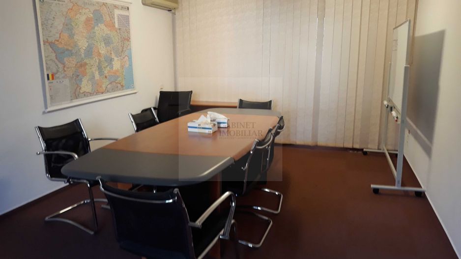 Vilă Exclusivistă în Domenii – Cartier Elegant și Liniștit - Poză 3