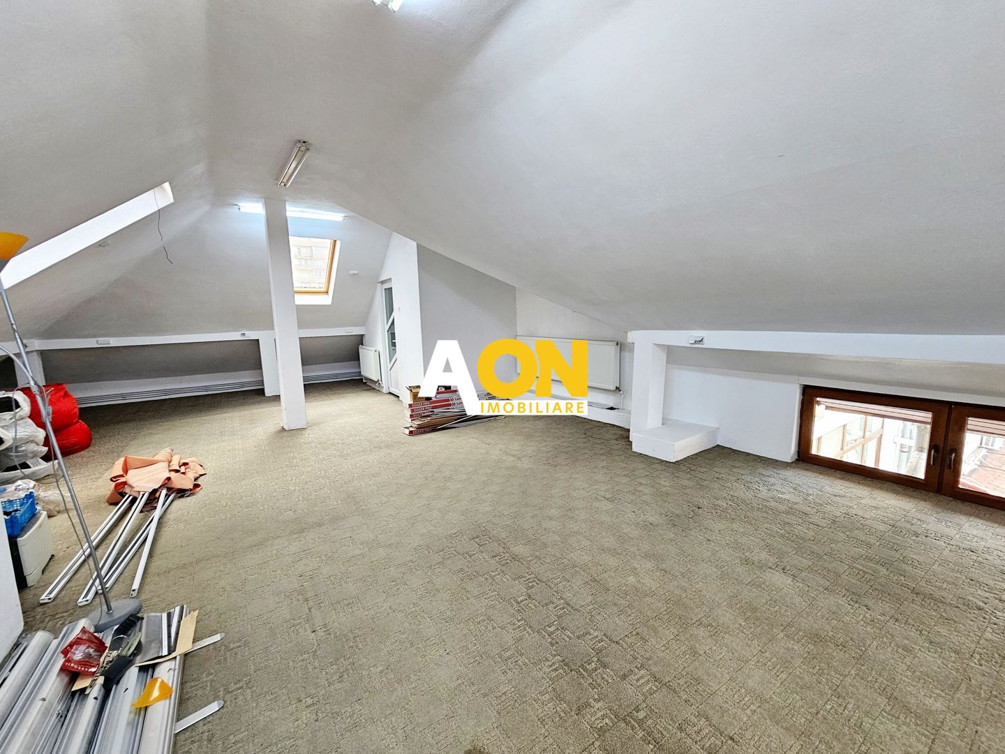 Spatiu comercial, 170 mp utili, pretabil pt regim hotelier sau birouri - Poză 13