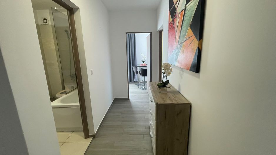 Apartament 2 camere decomandat | Terasă generoasă 38 mp | Parcare inclusă - Poză 2