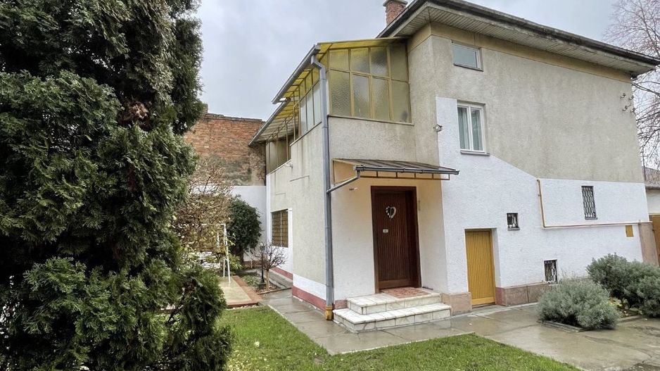 BRASADAS vinde casa cu 3 cam și teren 3 ari zona TITULESCU. - Poză 1
