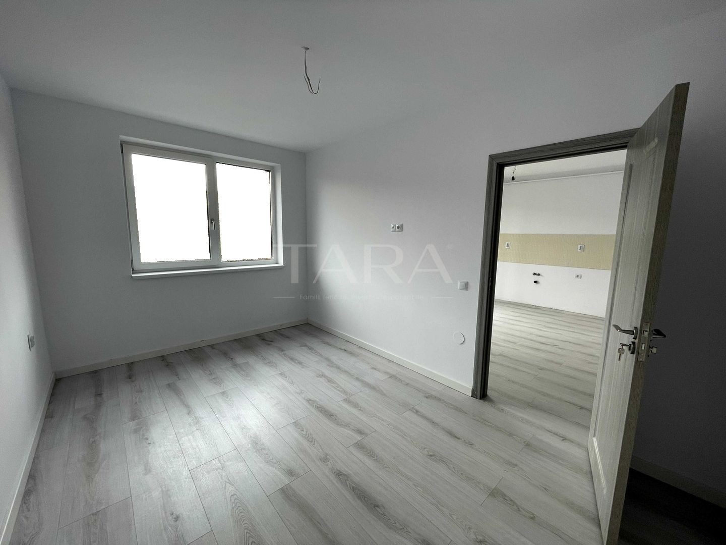 Apartament modern cu 2 camere, grădină proprie, zona Chinteni - Poză 5