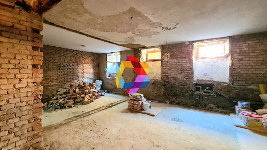 Spatiu comercial de închiriat Brasov  - 60 mp # plus-imo.ro - Poză 1