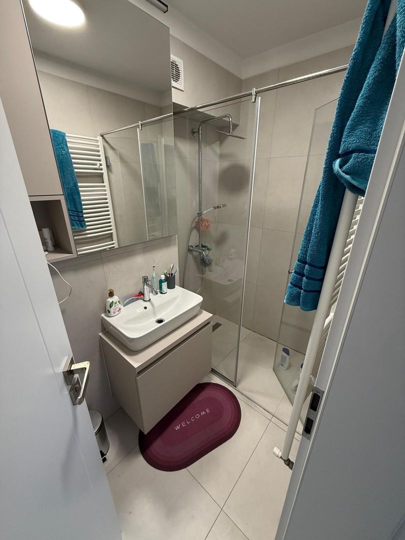 Apartament bloc NOU,4 camere,3 bai,2 terase,parcare privată - Poză 14