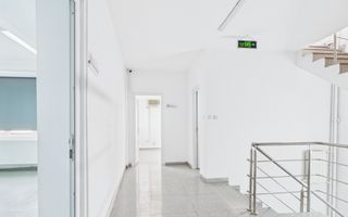 Clădire de 560 mp utili ~20 încăperi | Configurație medicală - Poză 6
