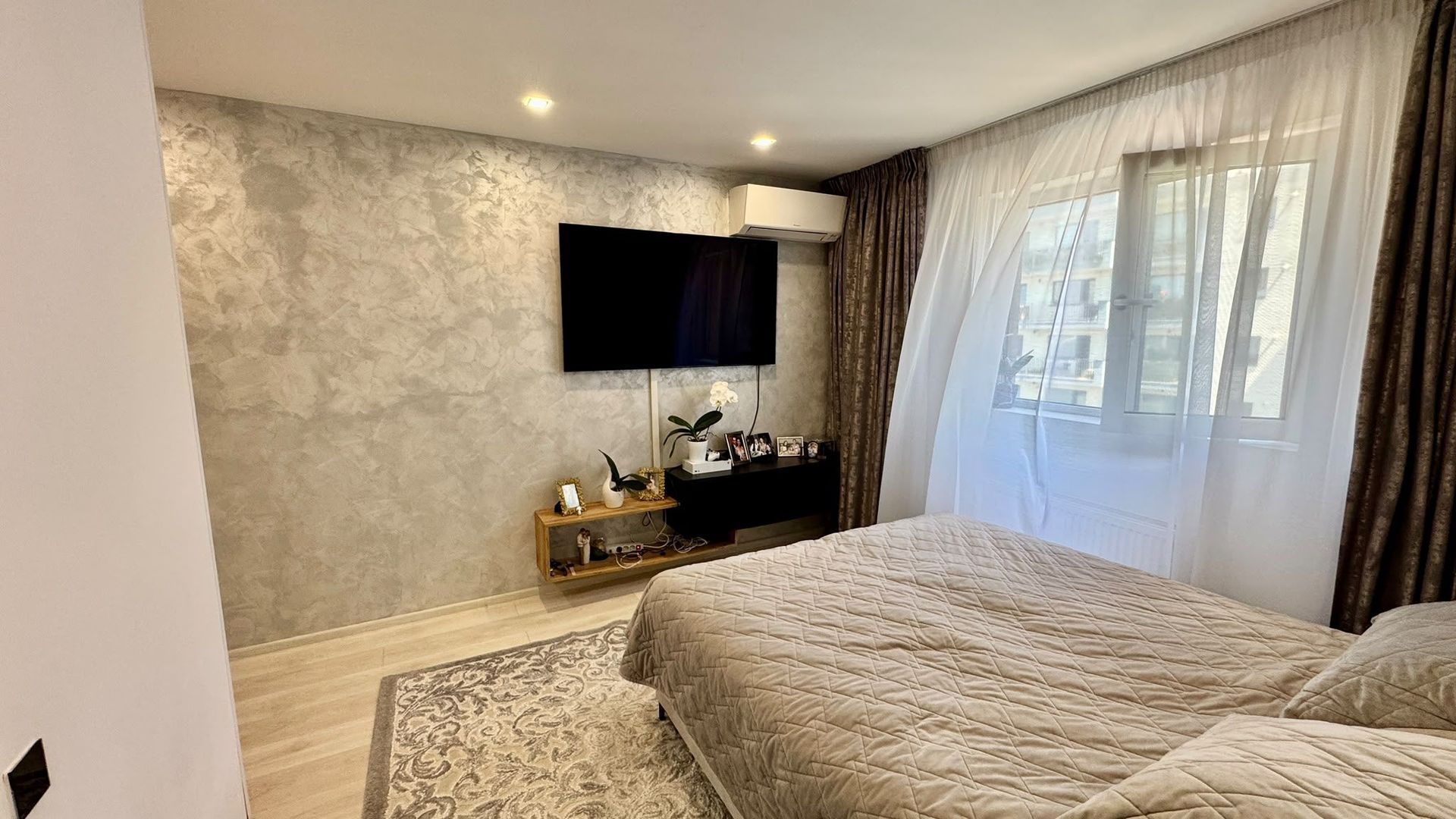 Apartament premium cu 4,5 camere  | 3 locuri de parcare subterane | Tractorul - Poză 9