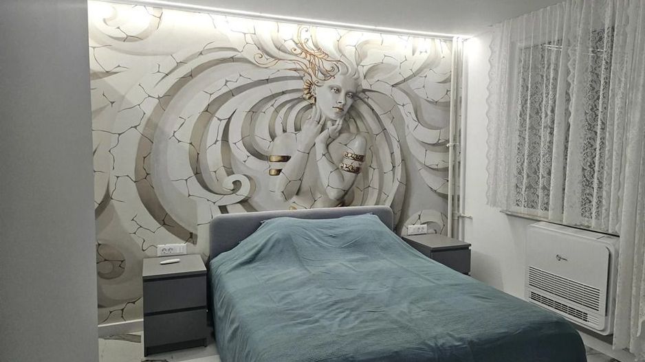 apartament de lux 3 camere - Poză 1