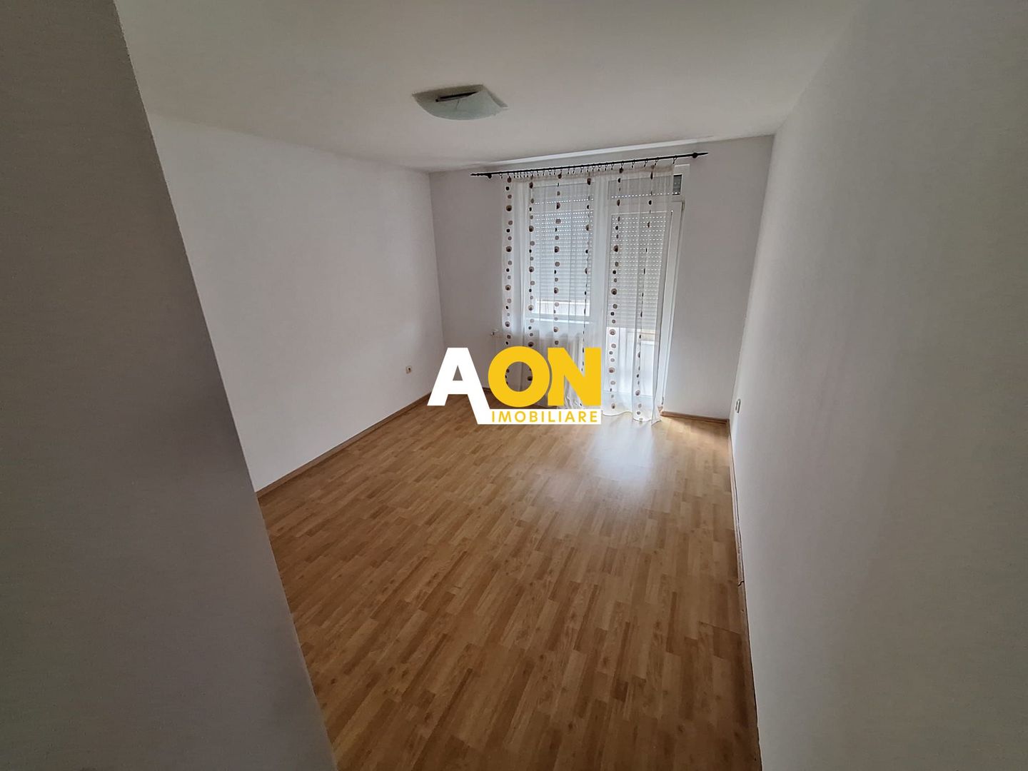 Apartament 3 camere, 75 mp utili + garaj 22 mp. cartier Orhideea - Poză 8