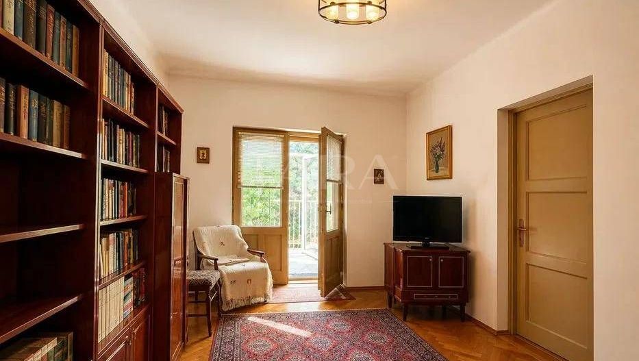 Apartament elegant cu 3 camere în vilă, Ultracentral - Poză 1