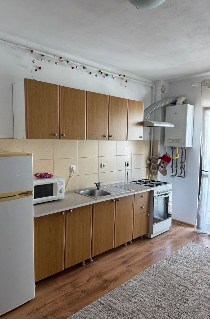 Garsonieră decomandată, spațioasă - Poză 2