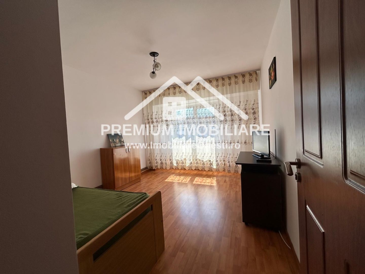 Apartament 2 camere decomandat de închiriat – Zona de Jos - Poză 10