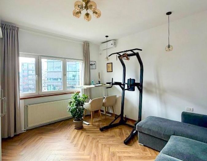 Chirie | Apartament 3 camere | Universitate | Bloc Interbelic - Poză 3