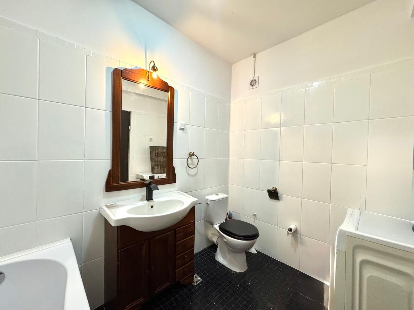 Apartament cu 1 camera - mobilat - bloc nou - etaj 2 -  Calea Sagului - Poză 6