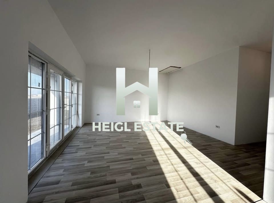 Duplex despartit prin camera tehnica Utvin - Poză 2