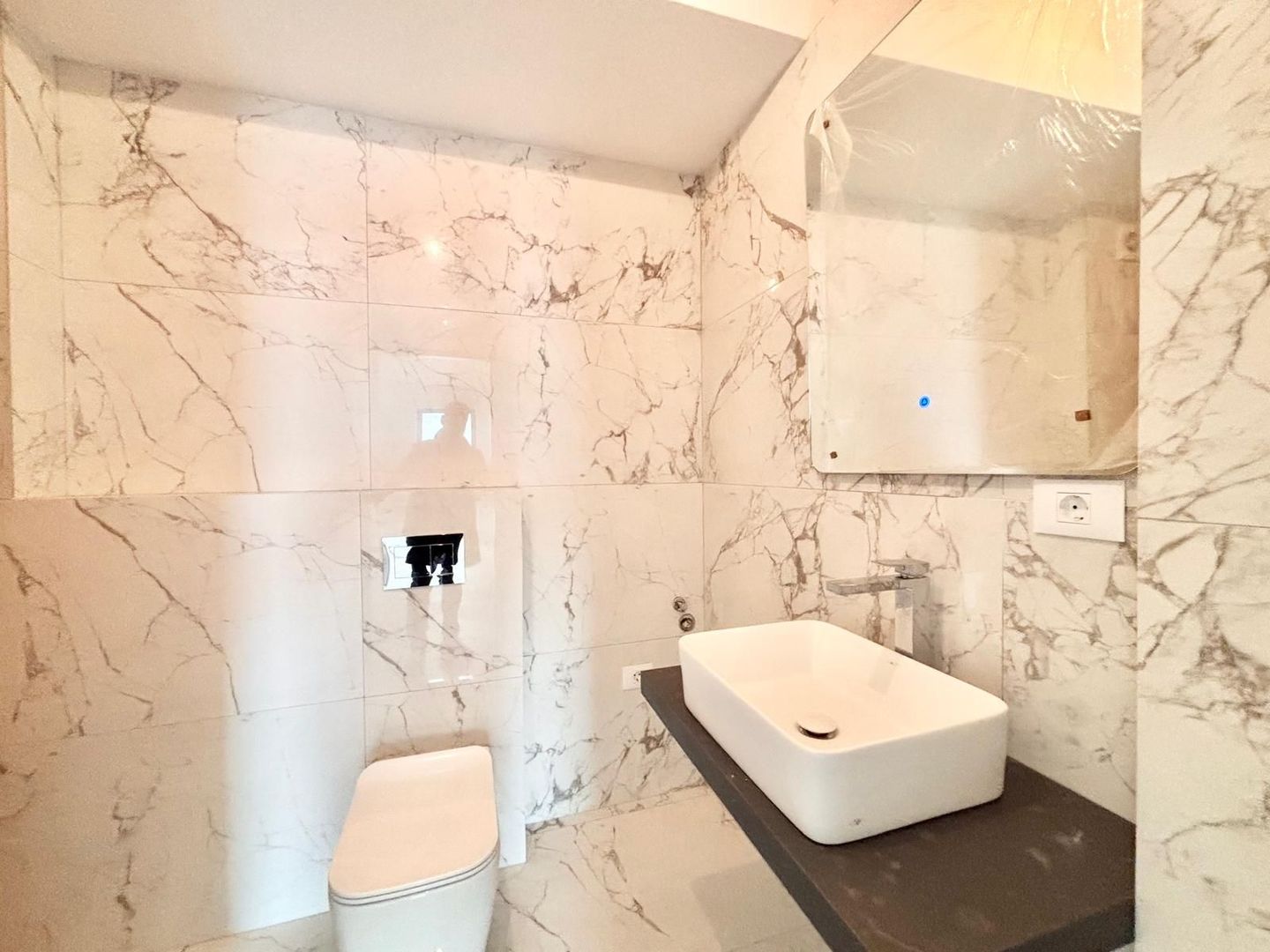 Apartament superb 2 camere zona Decebal - Poză 3