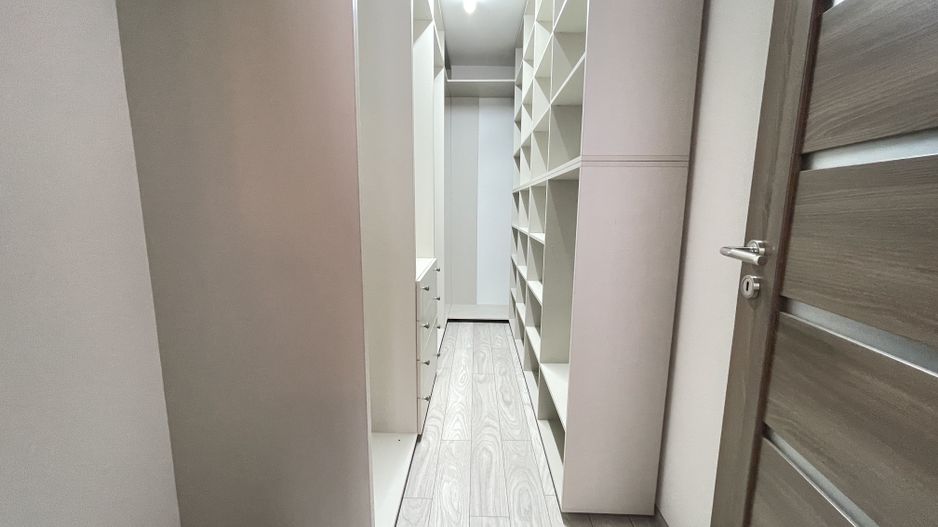 CASA PE PARTER IN ZONA MEHALA - Poză 3