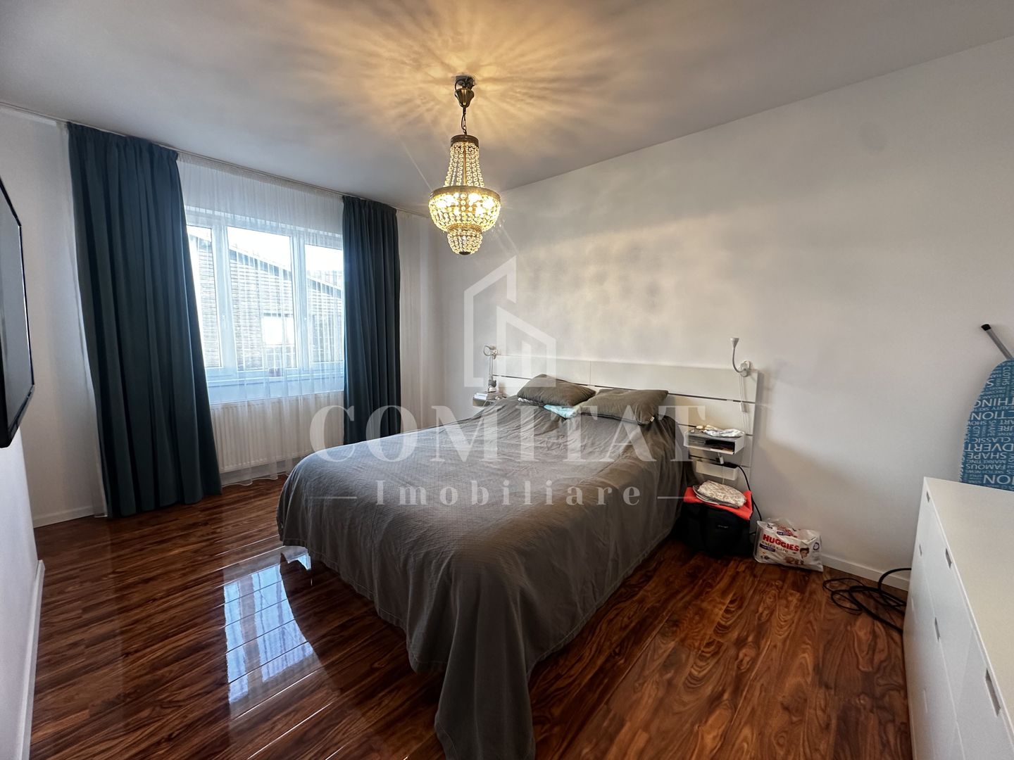 Apartament la etaj intermediar | Loc de parcare | Zona str Sub Cetate - Poză 11