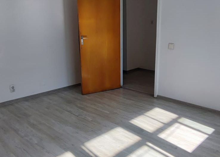 Apartament cu 3 camere ...Valea Oltului - Poză 10