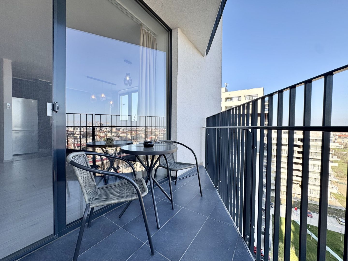 Apartament luminos cu 2 camere, balcon – zona Vox - Poză 30