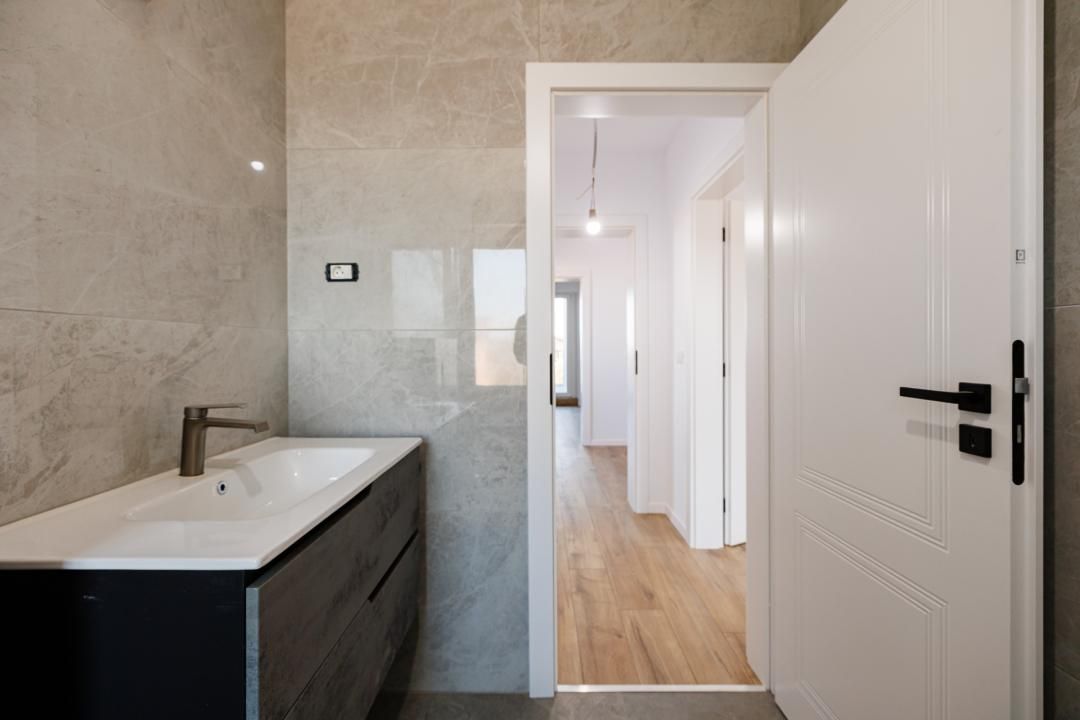 Duplex P+E în Moșnița Nouă, 3 dormitoare, 3 bai, teren 403 mp. Comision 0% - Poză 30