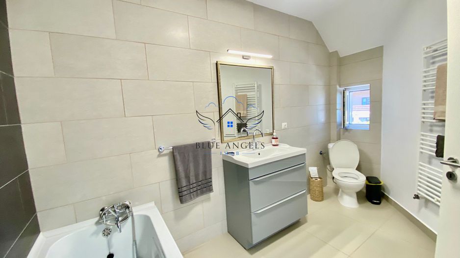 Casa tip duplex, Sanpetru, strada - Poză 10