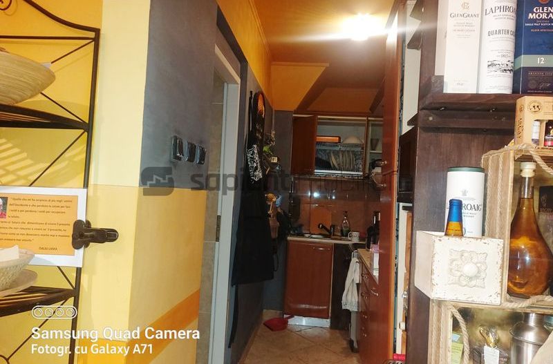 Casa cu 6 camere str.E Teodoroiu - Poză 24