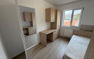 Apartament cu 2 camere in complexul studentesc - Poză 3