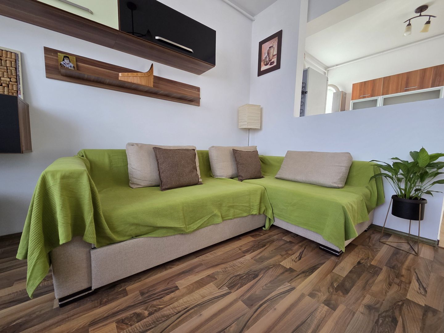 Apartament 2 camere Bucureștii Noi proaspat renovat - Poză 1