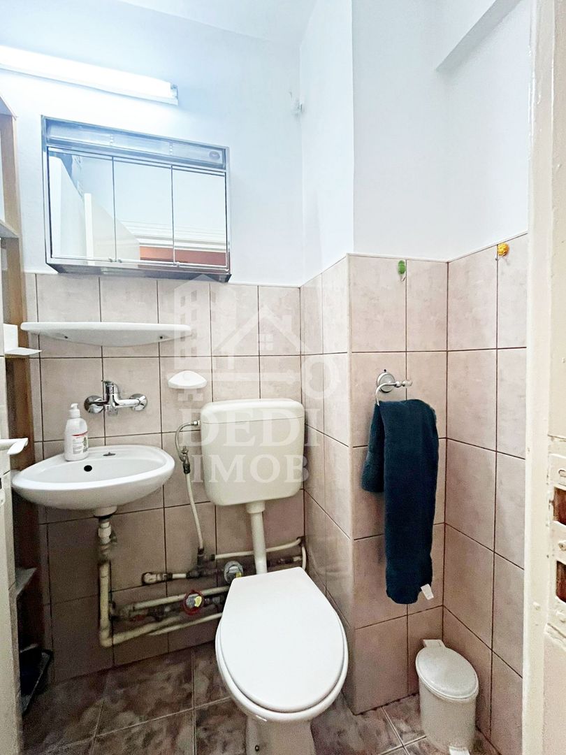 Apartament cu 3 camere de inchiriat Decebal, Oradea - Poză 13