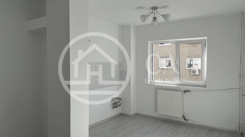 Apartament cu 2 camere de vanzare, Bloc reabilitat, Nufarul, Oradea - Poză 1
