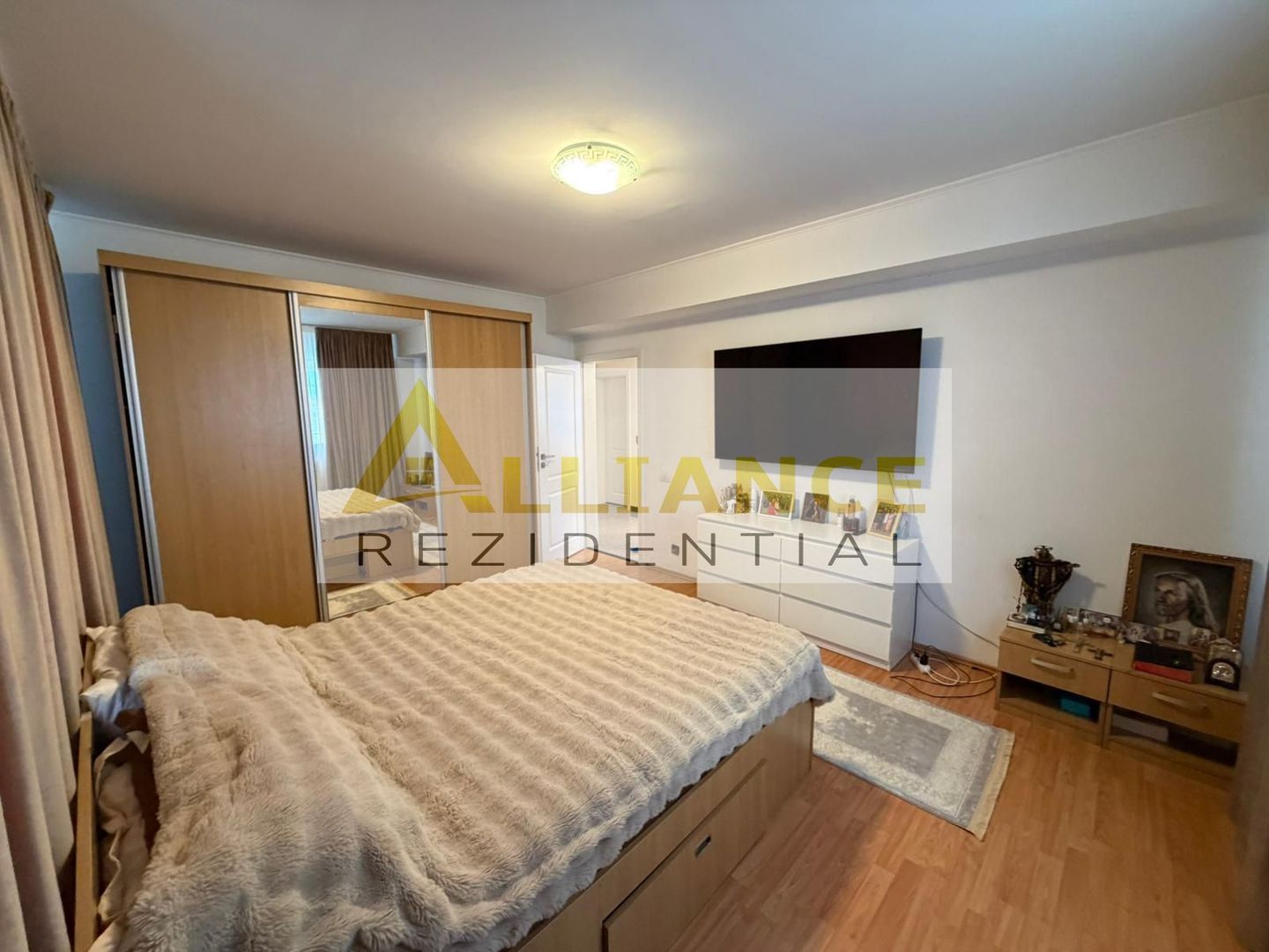 Oportunitate! Casa P+E+M confort si spatiu generos - Poză 18