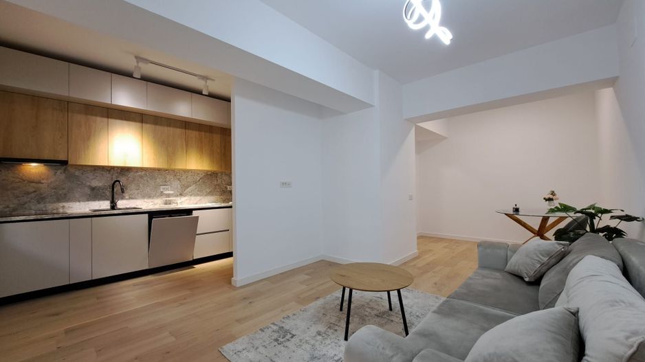 AP. 2 CAMERE - FIRST ESTATE, PET-FRIENDLY, POMPA DE CALDURA - Poză 1