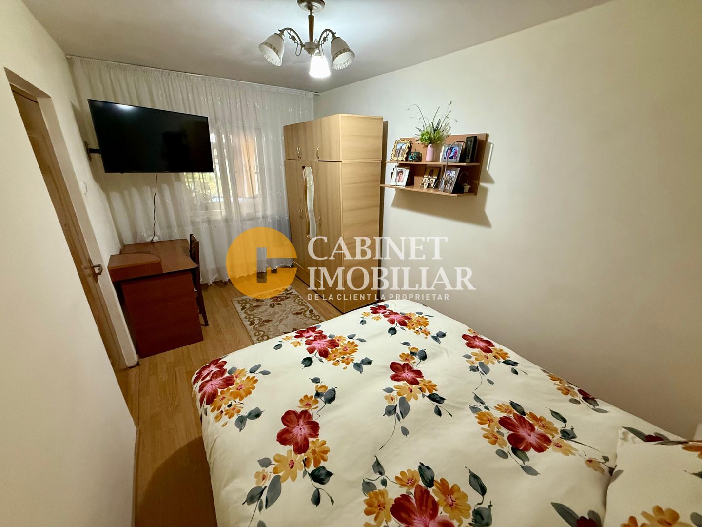 Apartament cu 2 camere -  Zona Alexandru cel Bun - Poză 4