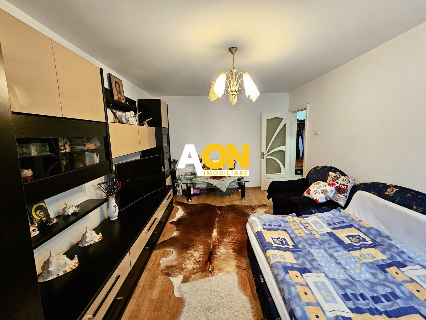 Apartament 2 camere, etaj 3,  mobilat utilat, zona Kaufland Cetate - Poză 2