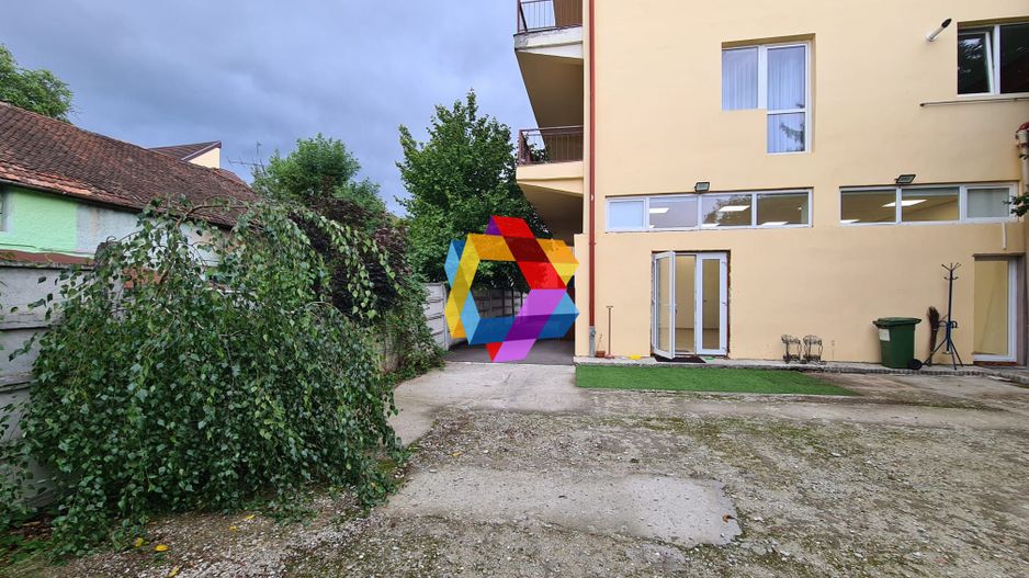 Casa de închiriat in Brașov - 400 mp - Poză 14