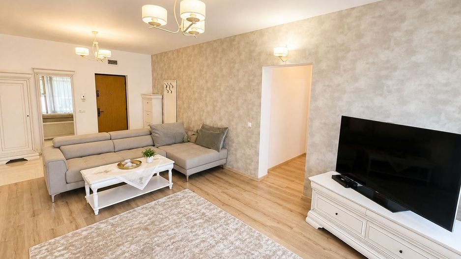 Apartament 3 camere | Traian Mosoiu | Garaj individual - Poză 1