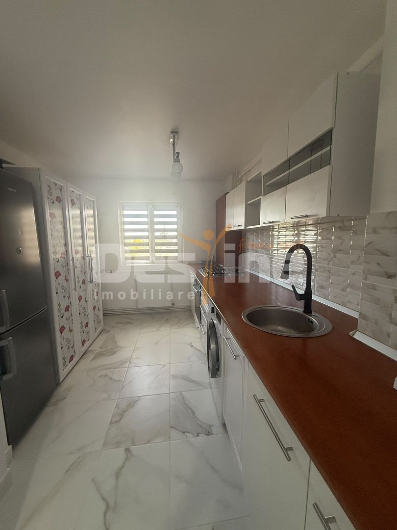 Apartament de inchiriat 3 camere, central Campina! - Poză 21
