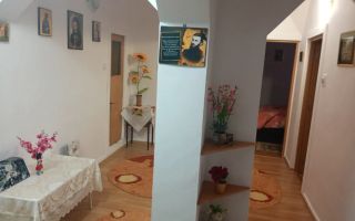 Vând apartament 3 cam. Dancu. - Poză 4