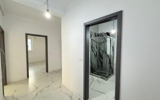 Etaj 1. Decomandat. Loc de parcare. - Poză 9