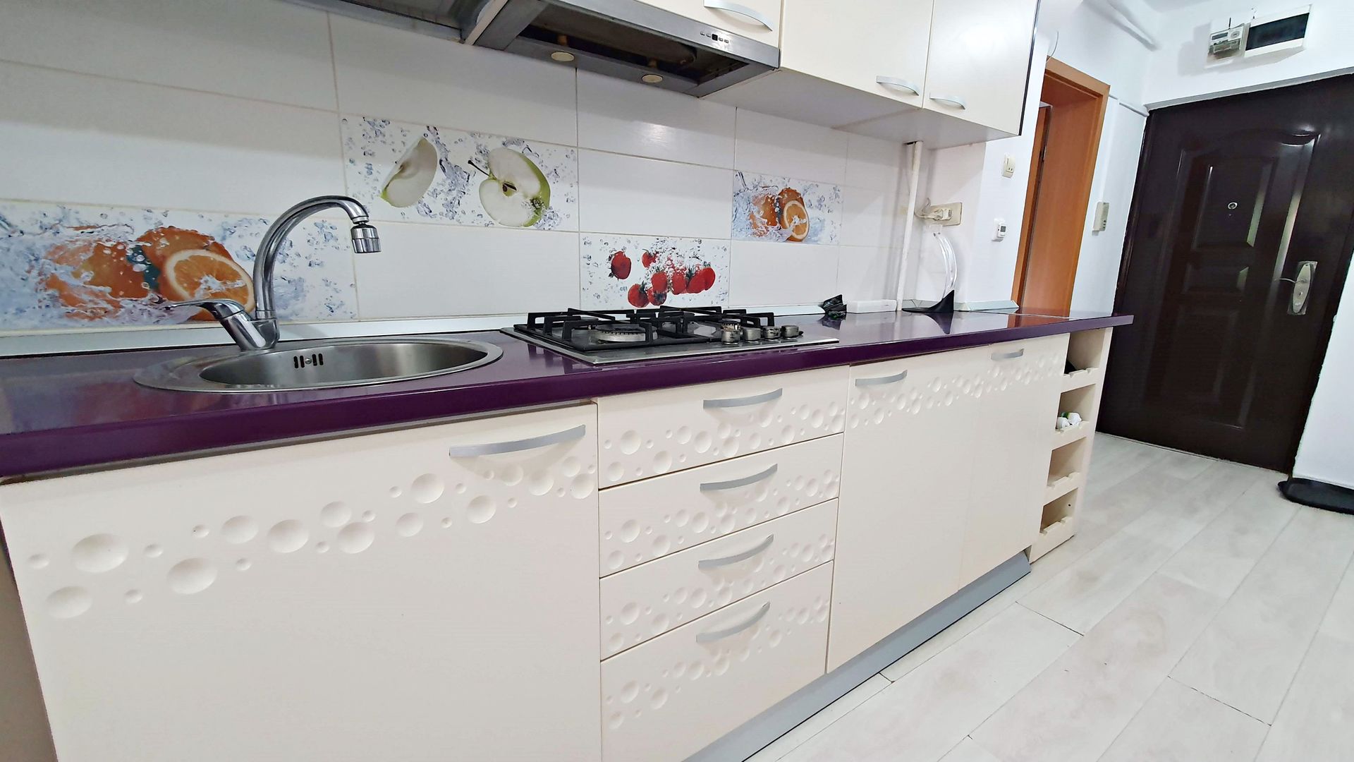 Apartament 3 camere decomandat, Racadău – zonă verde, aproape de Tâmpa - Poză 1