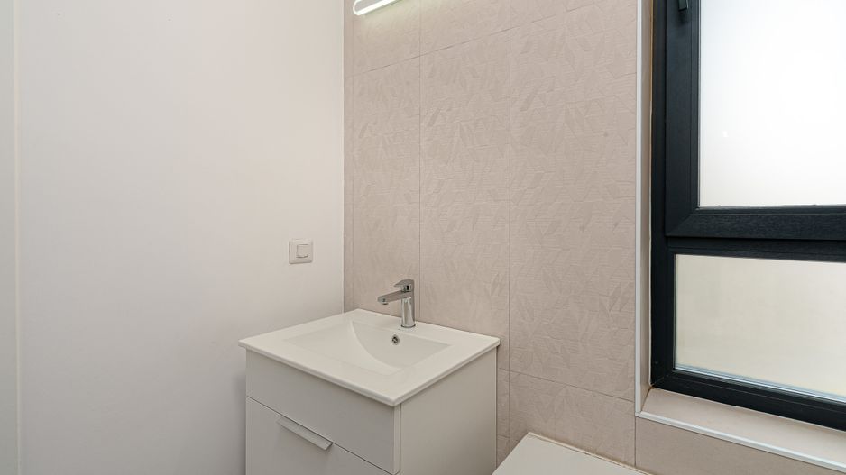 Vila insiruita Giurgiului cartier privat P+1+M 147mp parcare + curte - Poză 25