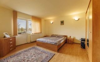 Vilă cu vedere panoramică în Breaza – Ideală pentru vacanță sau investiție - Poză 10