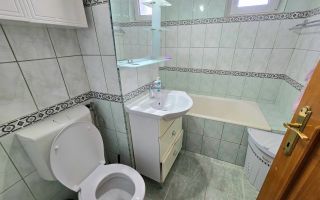 Apartament cu 2 Camere, Bloc cu Lift, Loc de Parcare, Zona Cetate - Poză 7