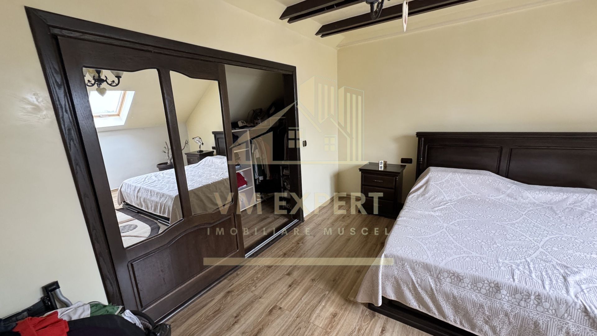 VILA 5 CAMERE 246 MP TEREN 817 MP CÂMPULUNG, 0 COMISION CUMPARATOR - Poză 53