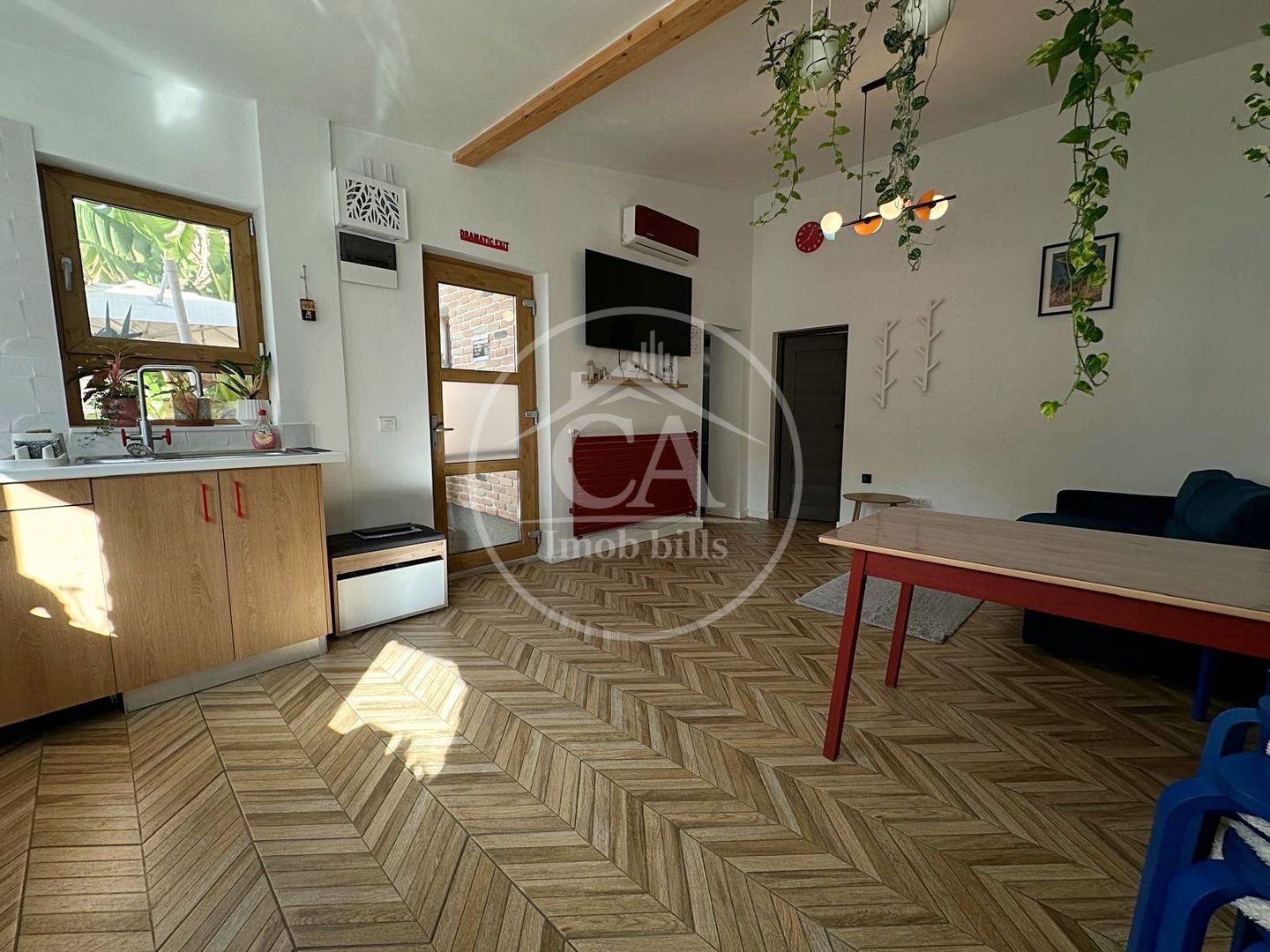 Casa de vanzare cu 3 camere zona Centrala, Oradea - Poză 4