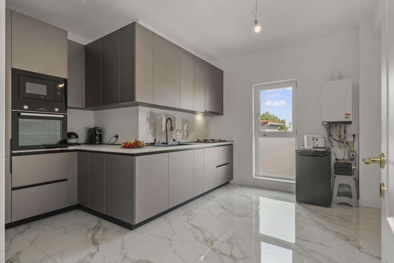 3 camere | 100 mp | Terasă 32 mp | Parcare inclusă | Bloc nou | Șoseaua Chitila - Poză 6