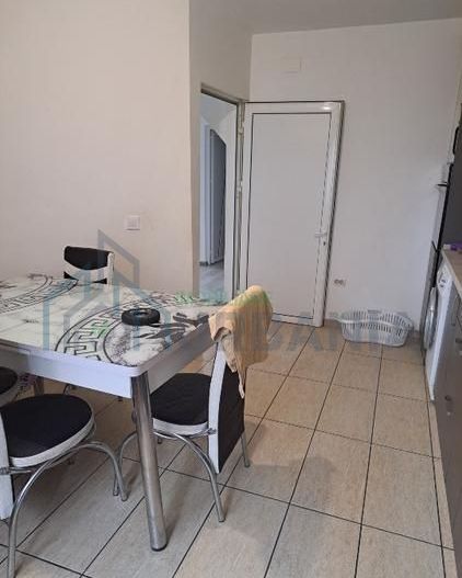 Vând casă în Iași, sat Vlaiceni - Poză 4