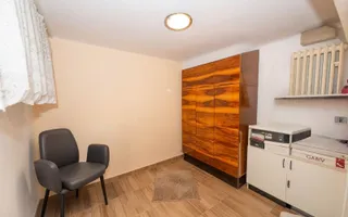 Casa de vanzare, 138 mpu, 244 teren, curte, garaj, Cartierul Domenii - Poză 23