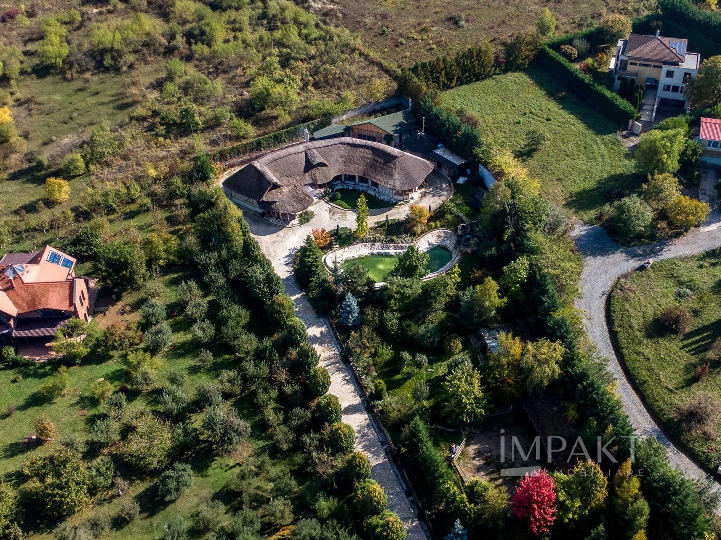 De vanzare casa unica pe teren de 3400mp, cu iaz si gradina - Borhanci - Poză 22