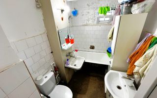 2 Camere Decomandate 53mp Parter Craiovita Profi Castanilor Liber - Poză 5